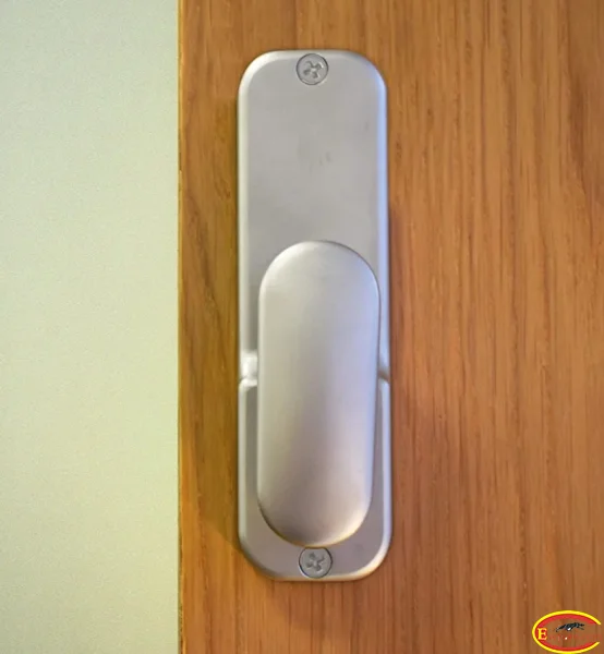 Yale P-DL02-SC Push Button Door Lock